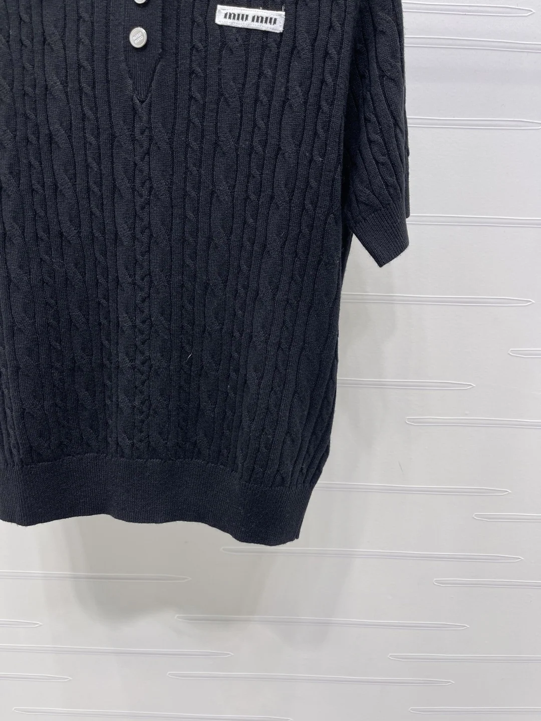 미우미우 울 케이블 니트 카라 반팔 탑 상세 이미지 6