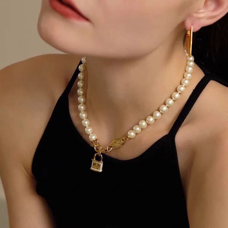 비비안웨스트우드 목걸이 64978 Vivienne Westwood Necklace 상세 이미지 2