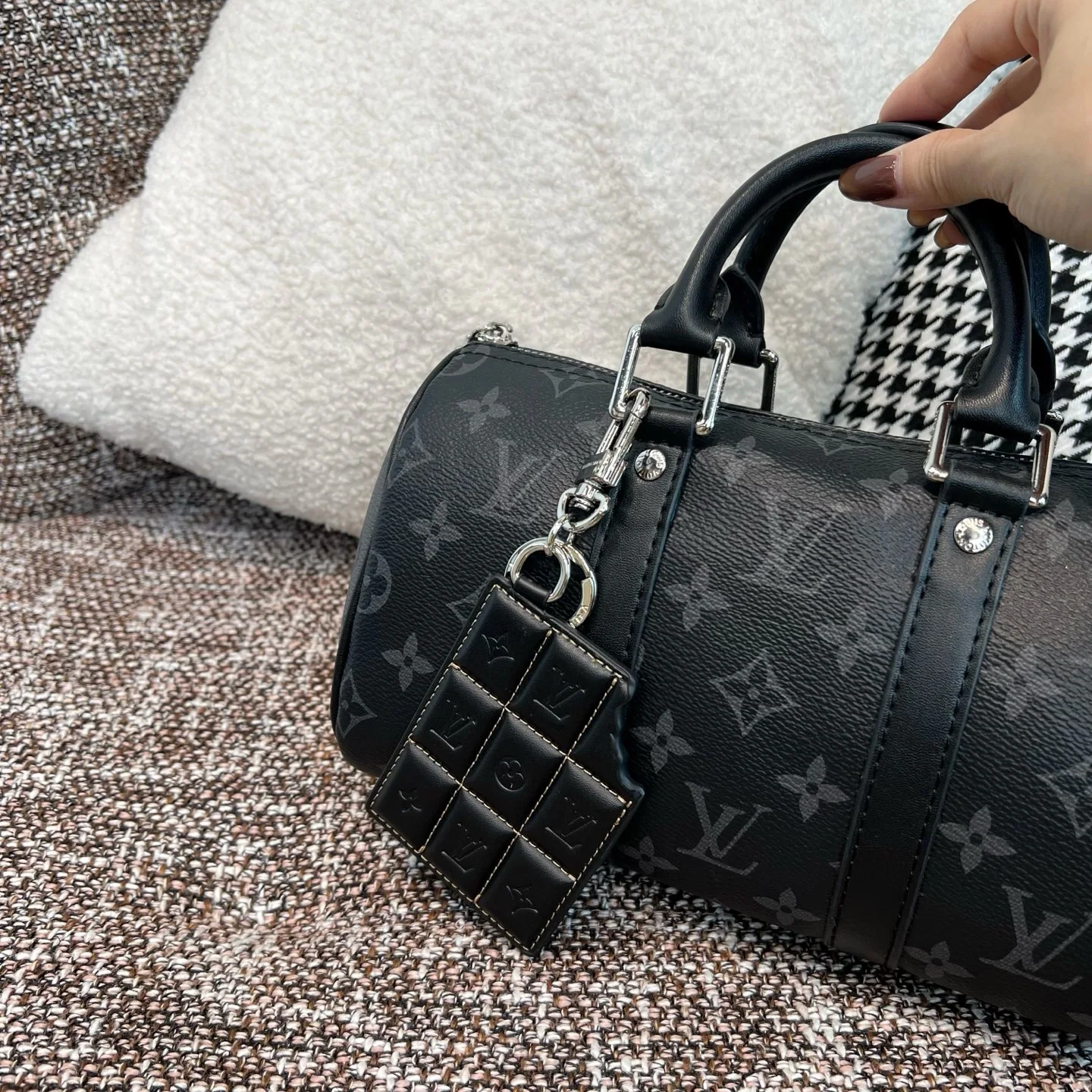 루이비통 LV 초콜릿 키링 상세 이미지 3
