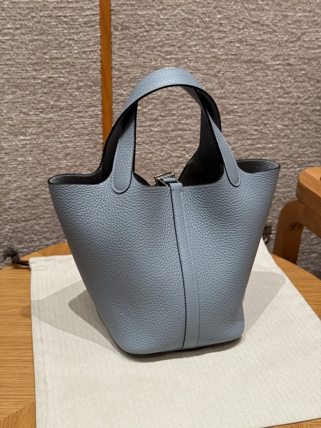 에르메스 피코탄 락 18 cm 가방 상세 이미지 2