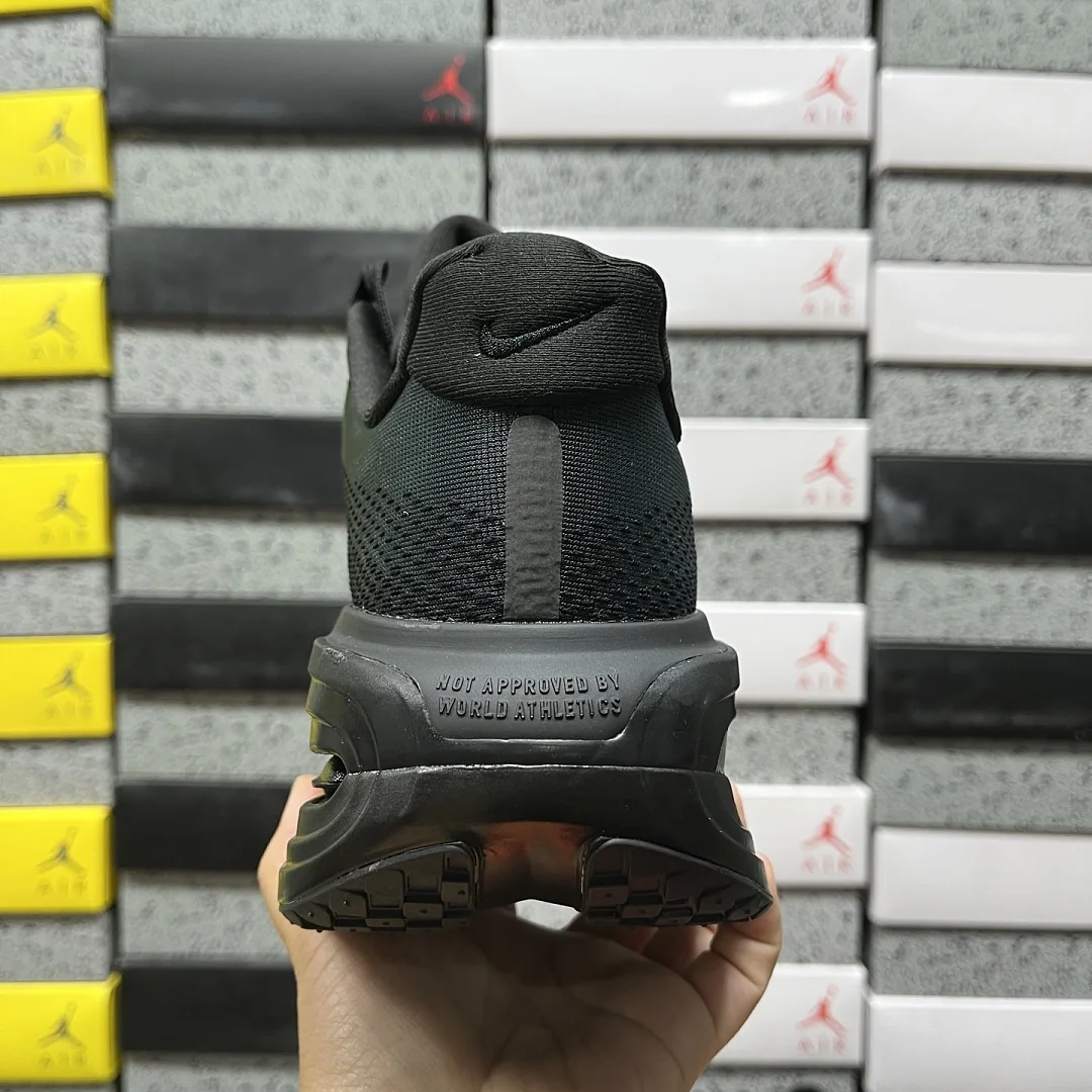 나이키 [M] 보메로 프리미엄 SP IQ0627-001 201655 Nike Vomero Premium SP Black Mini Chrome 상세 이미지 7