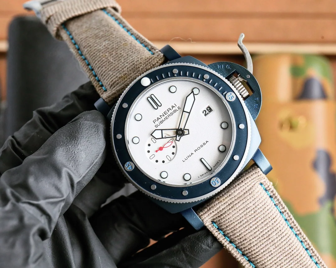 파네라이 45MM316 L 스테인리스 스틸 남성 시계 상세 이미지 2