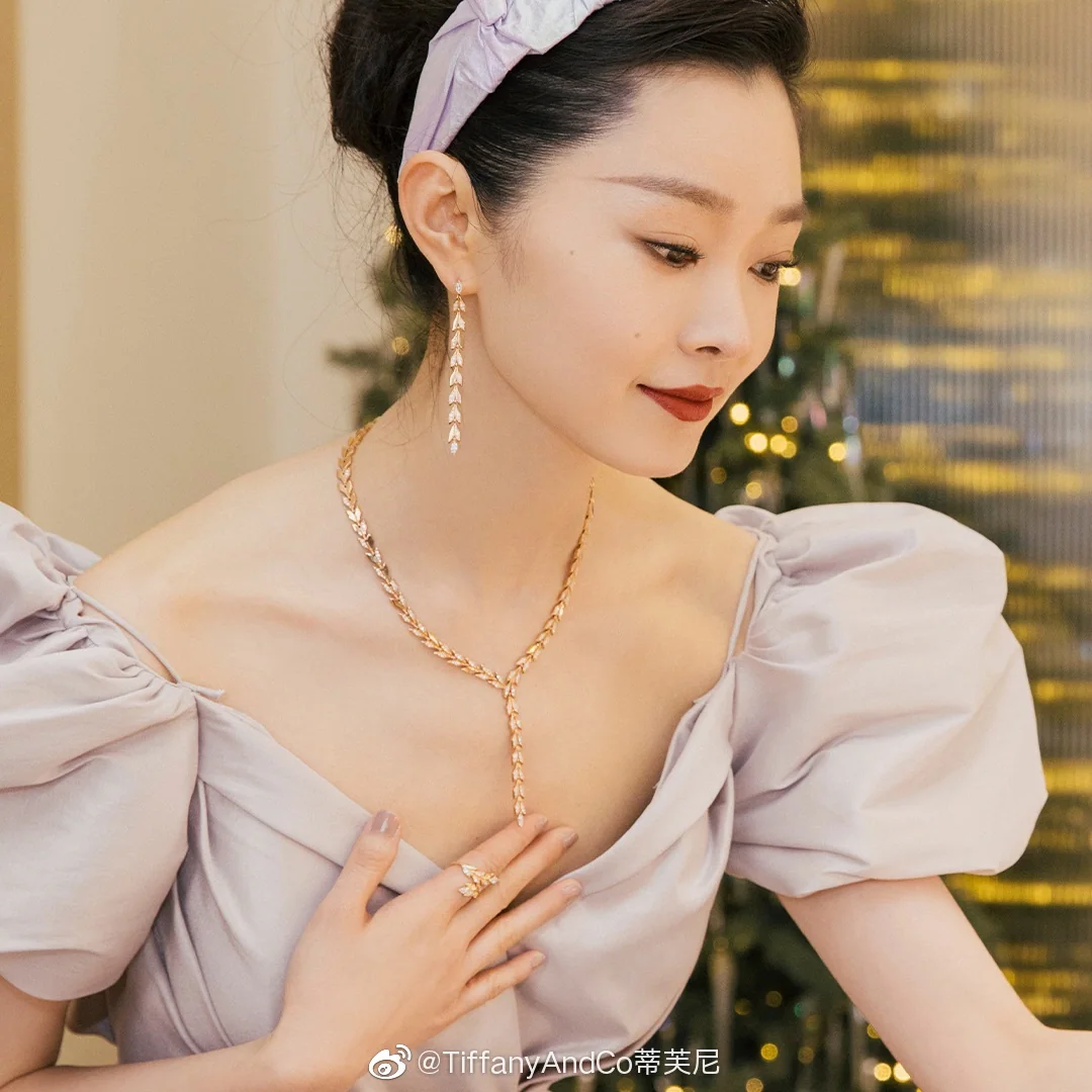 티파니 페이퍼 플라워 리프 태슬 귀걸이 상세 이미지 3