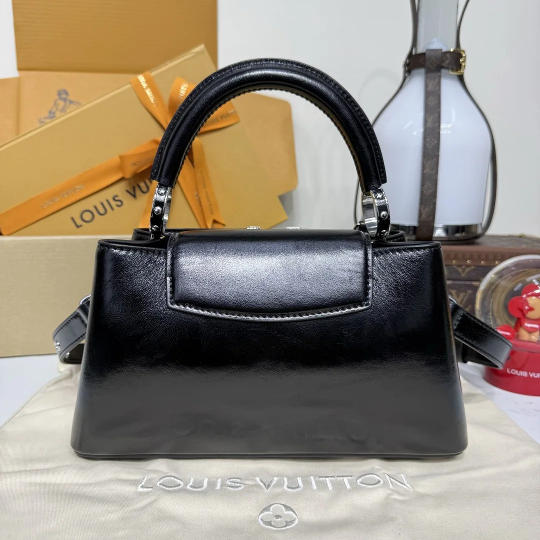 루이비통 캡슐린 이스트웨스트 BB 가방 M25492 상세 이미지 3