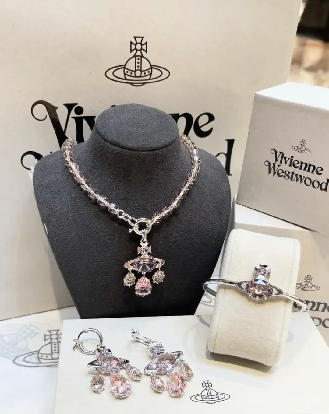 비비안웨스트우드 목걸이 65116 Vivienne Westwood Necklace 상세 이미지 1