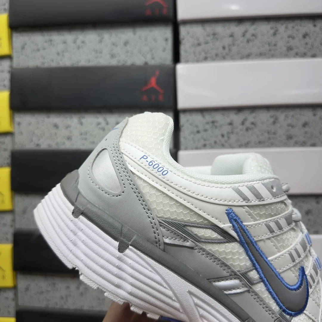 나이키 [PE] P 6000 IR1477-121 201787 Nike P-6000 White Metallic Silver Blue 상세 이미지 7