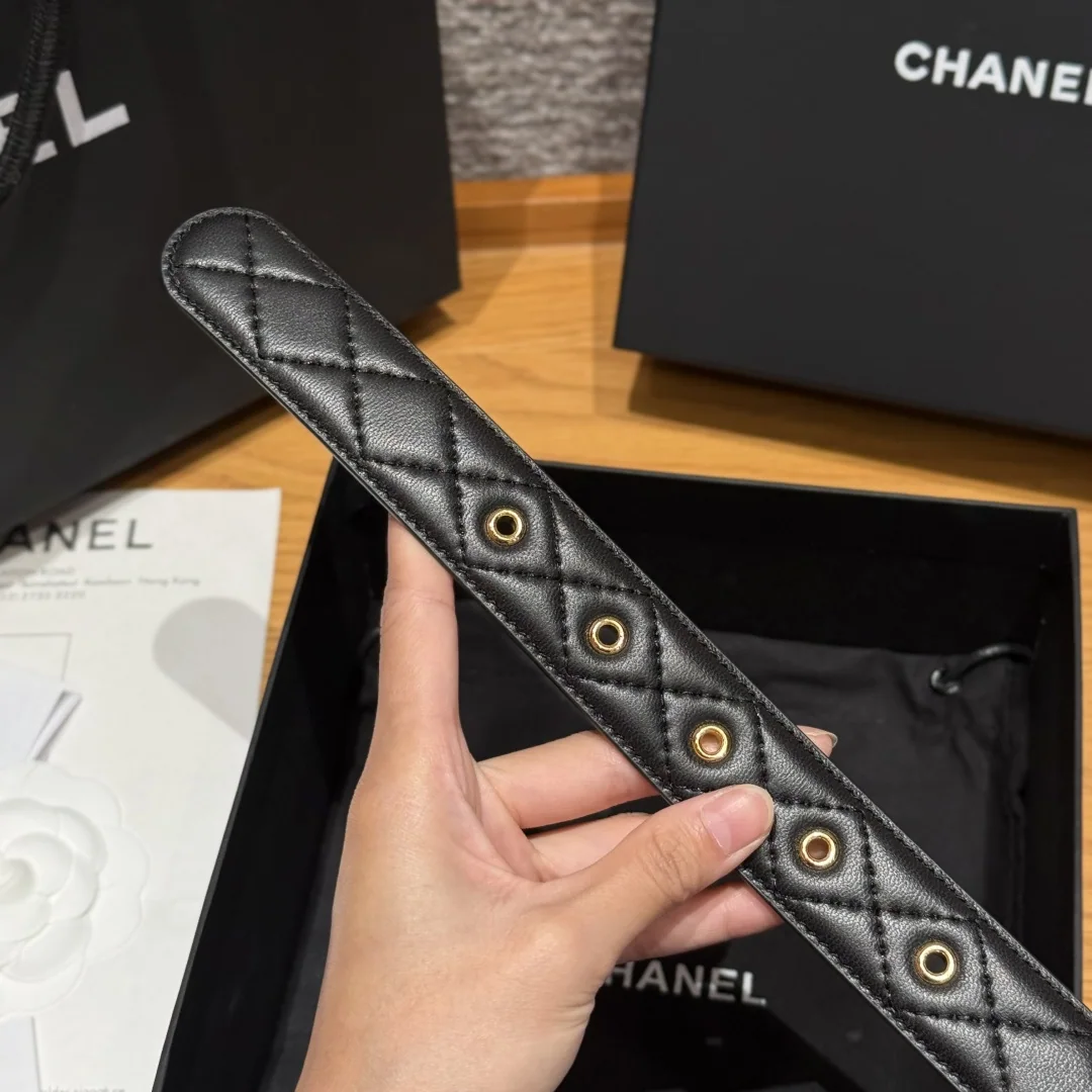 샤넬 더블 C 메탈 로고 램스킨 벨트 상세 이미지 7