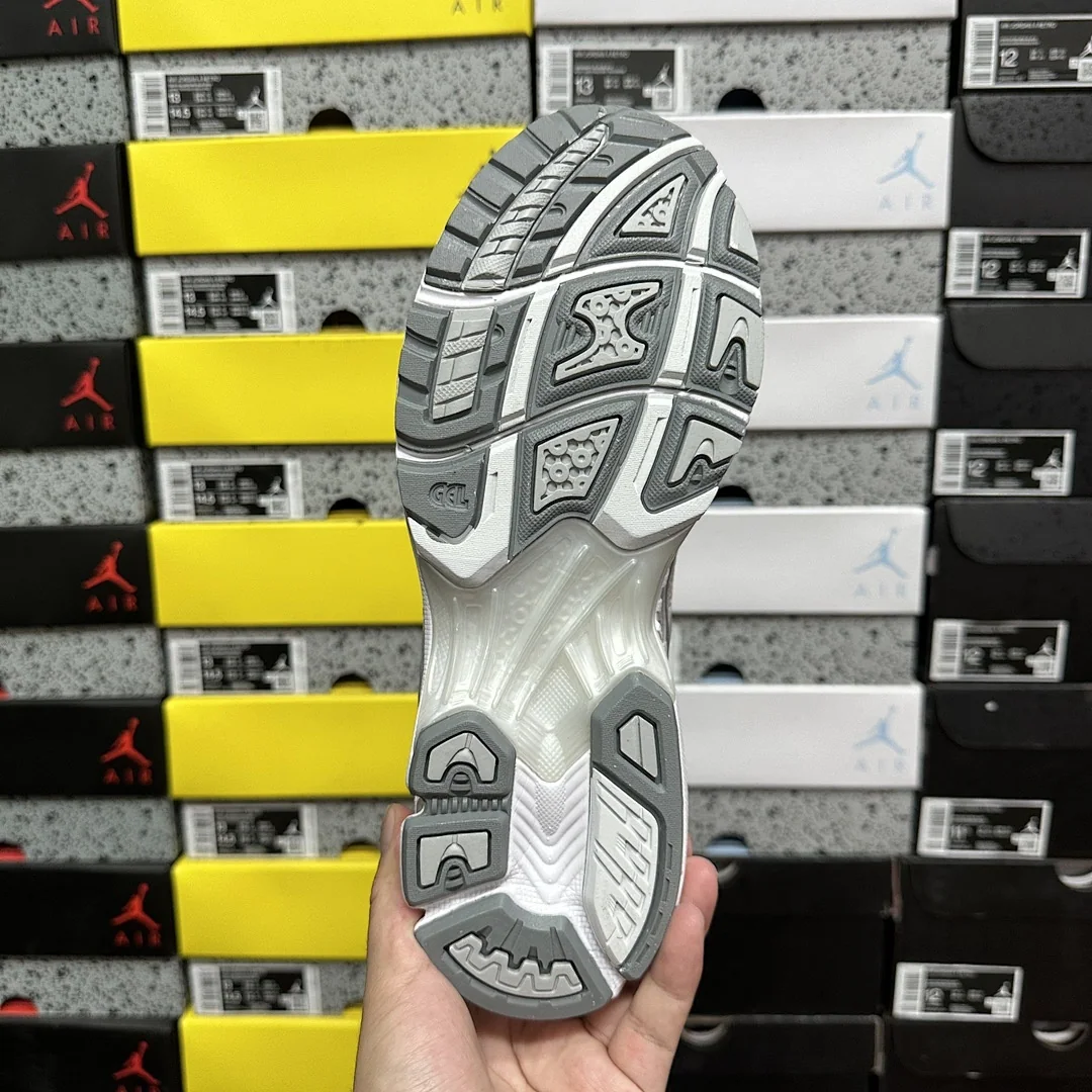 아식스 [TOP] 젤 카야노 14 1202A056-021 200259 Asics Gel-Kayano 14 Cloud Grey 상세 이미지 9