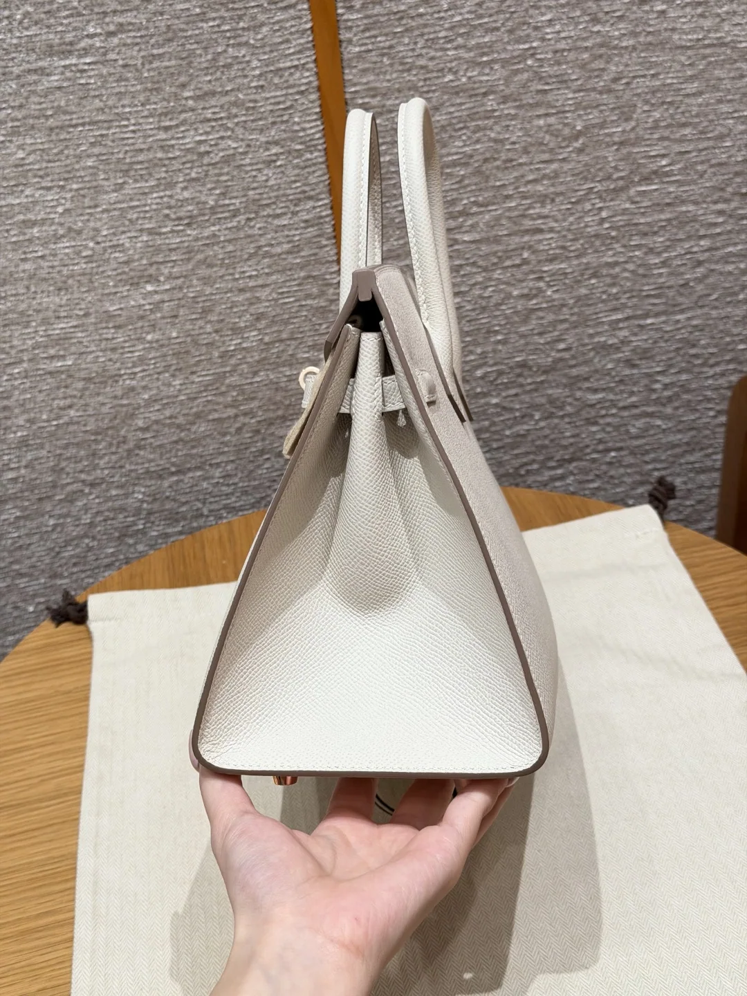 에르메스 버킨 25 cm 앱송 가죽 가방 상세 이미지 4