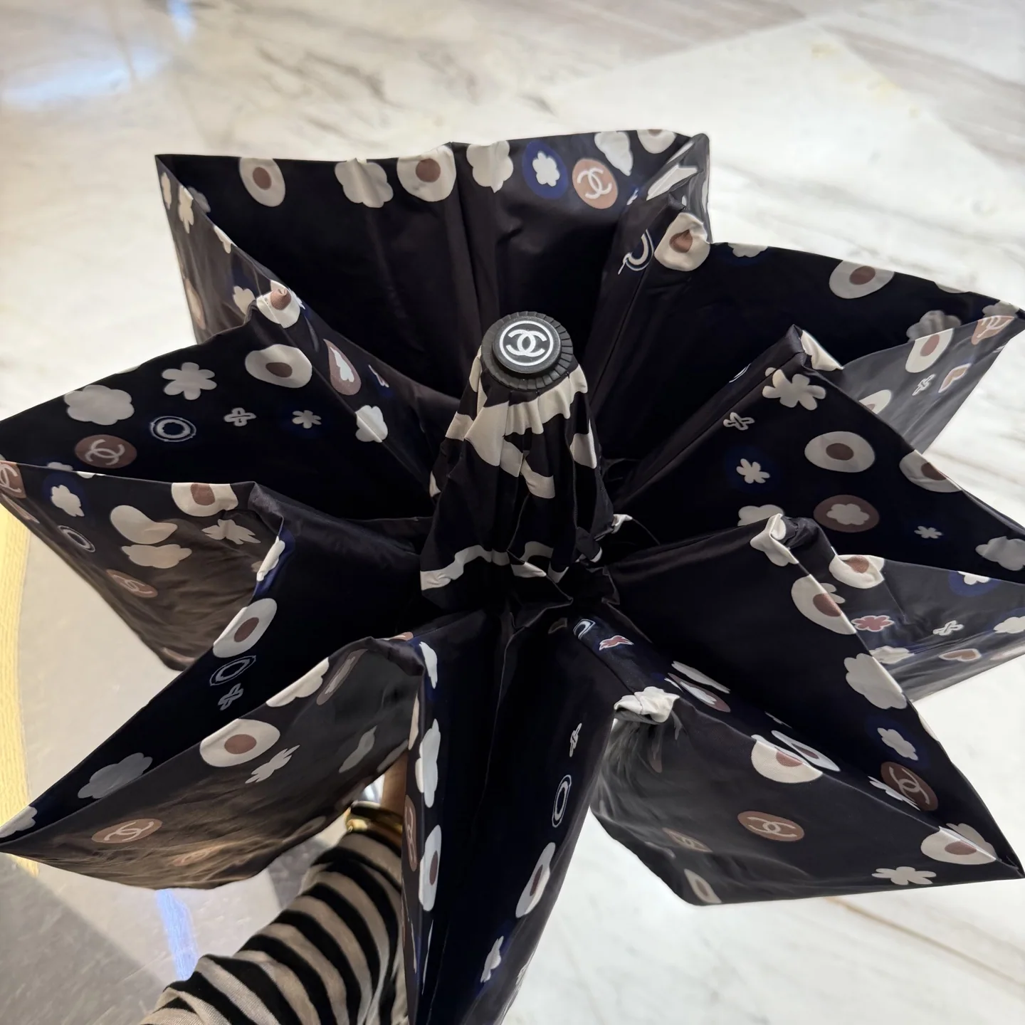 샤넬 우산 85428 Chanel Umbrella 상세 이미지 4
