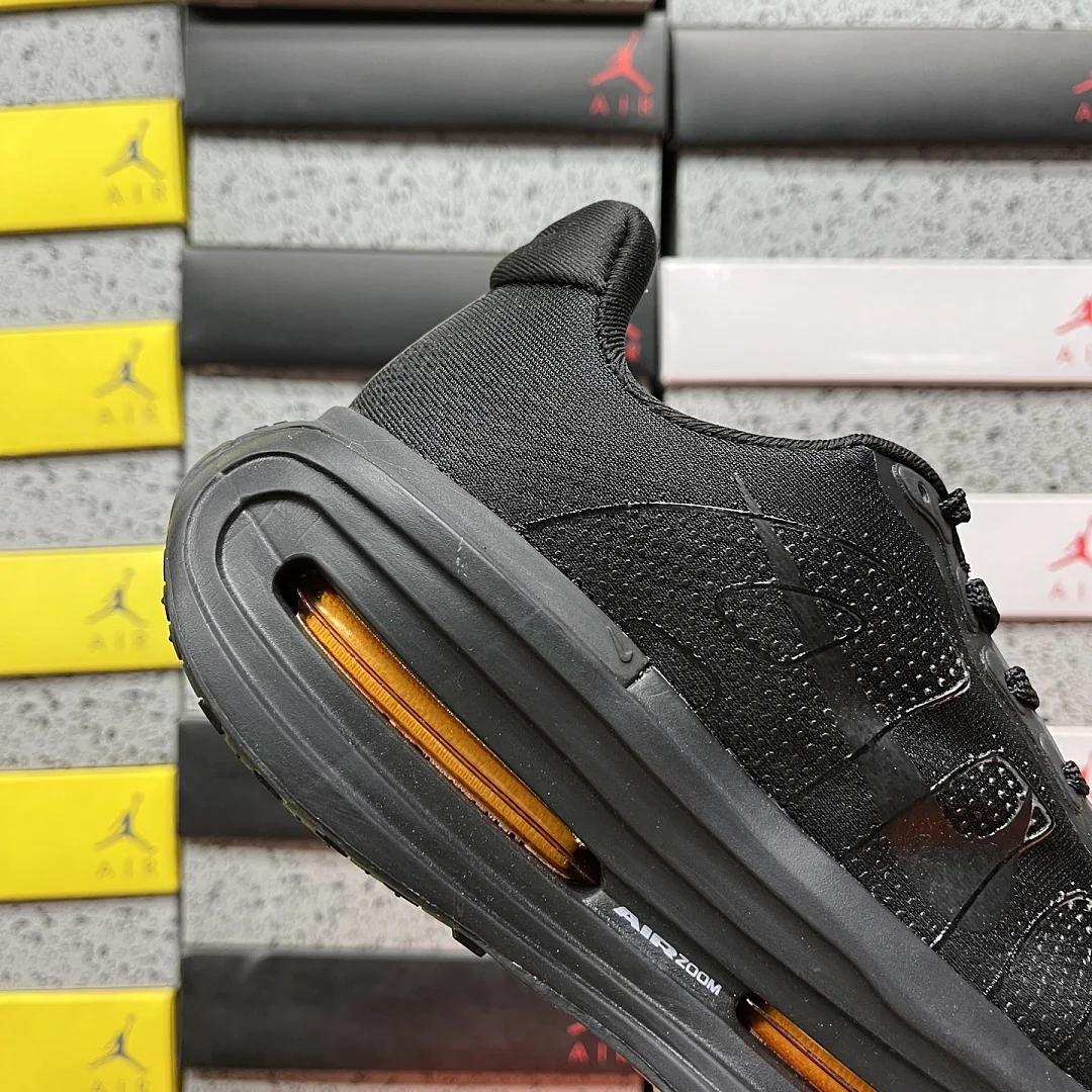 나이키 [CG] 보메로 프리미엄 HQ2050-305 201979 Nike Vomero Premium 상세 이미지 4