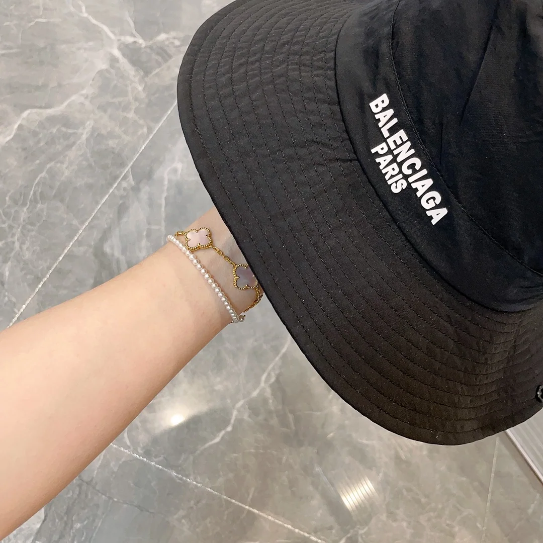 발렌시아가 방풍 조절형 버킷햇 모자 상세 이미지 4