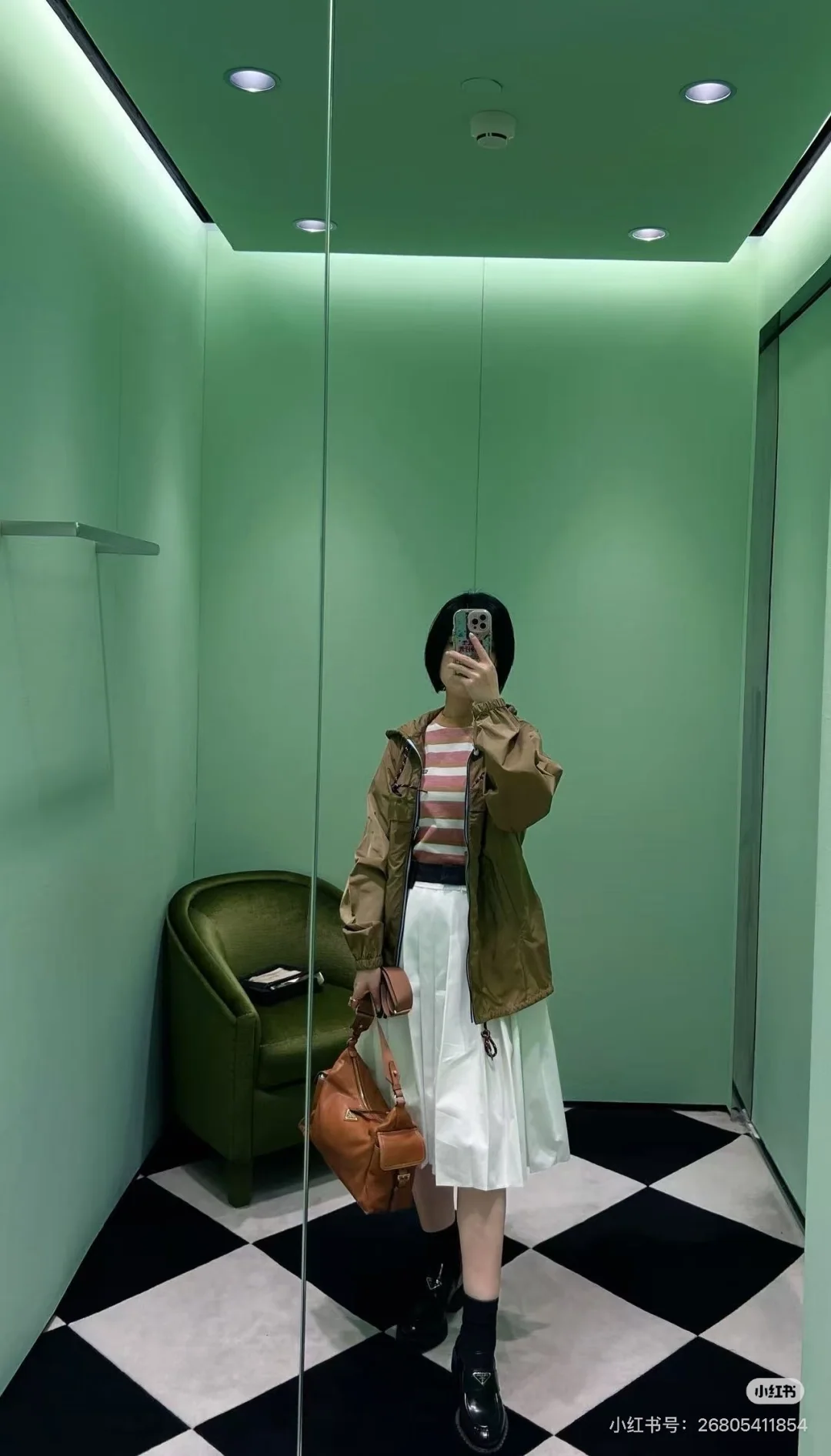 프라다 나일론 대비 라펠 여성 자켓 상세 이미지 3