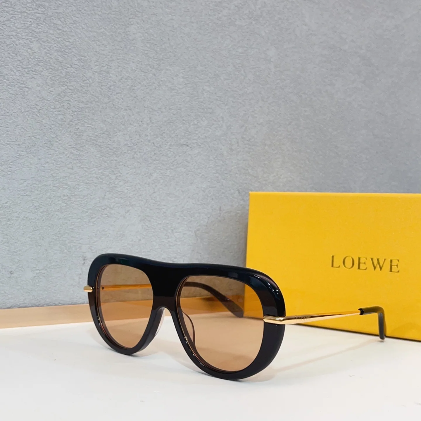 로에베 선글라스 72858 Loewe Sunglasses 상세 이미지 4