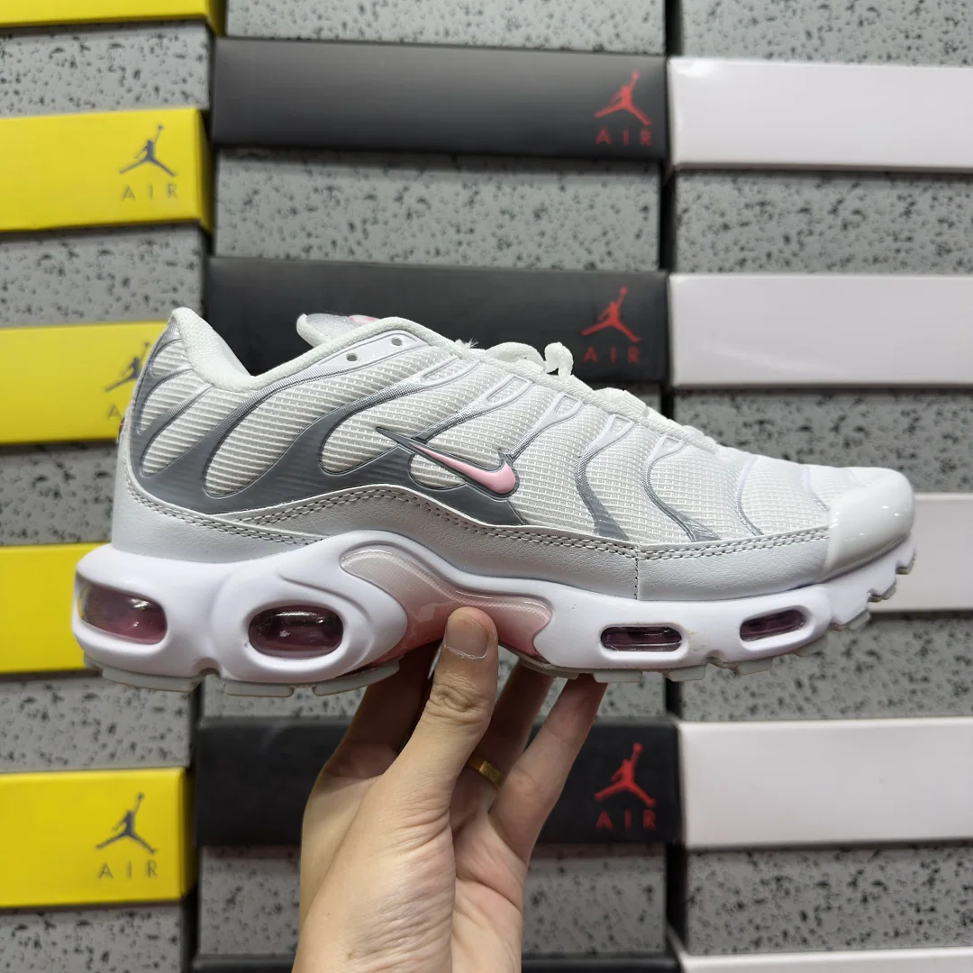 나이키 [BD] 에어 맥스 플러스 HF0107-100 201848 Nike Air Max Plus Summit White Pink Rise 상세 이미지 2