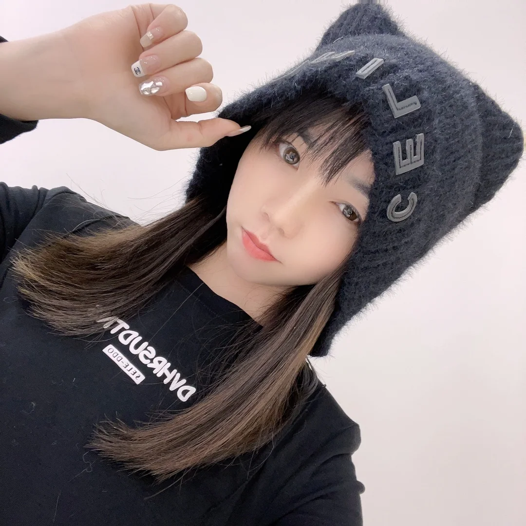 셀린느 고양이 귀 니트 모자 상세 이미지 2