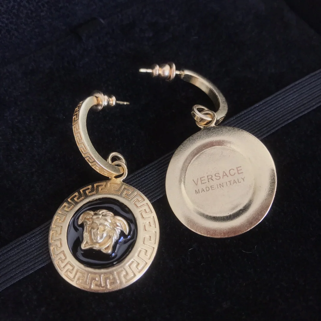 베르사체 귀걸이 63378 Versace Earrings 상세 이미지 4