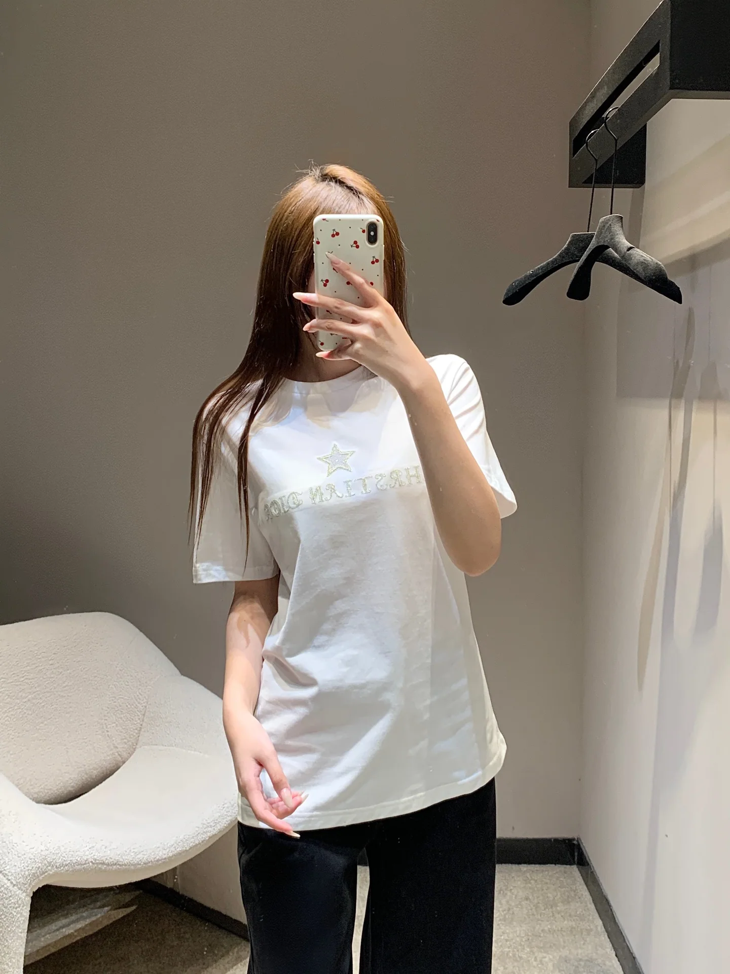 디올 레터 오각성 자수 반팔 티셔츠 26 SS 상세 이미지 3