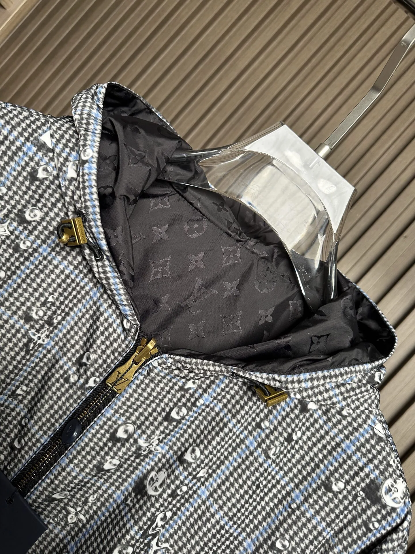 루이비통 26 SS 컬렉션 후드 리버서블 재킷 19365 Louis Vuitton 상세 이미지 7