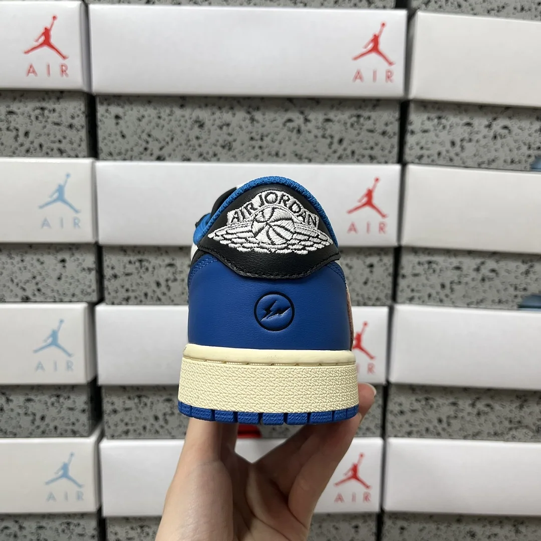 나이키 [PK4.0] DM7866-140 201933 Nike Fragment X Travis Scott 상세 이미지 4