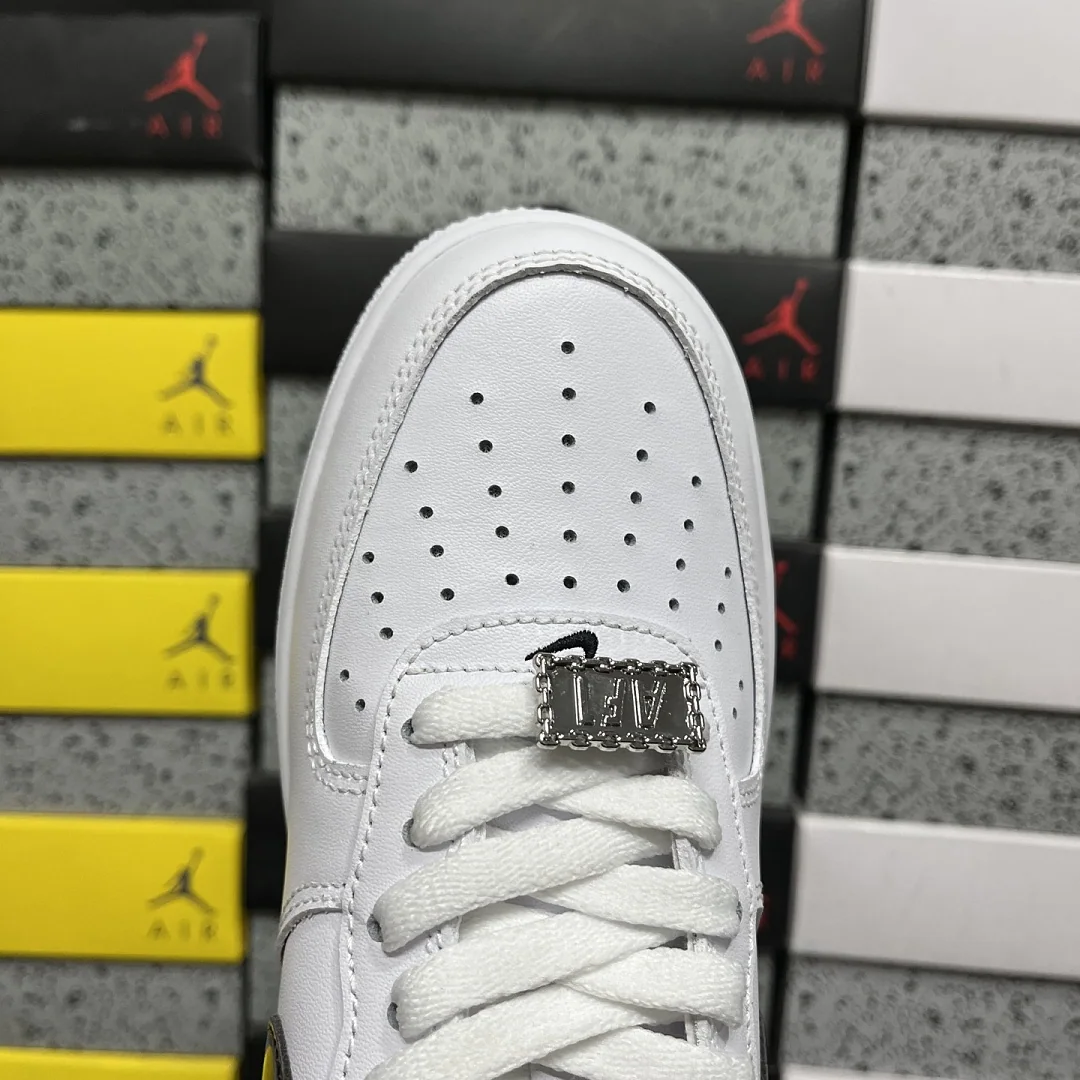 나이키 [XY/PB] 에어 포스 1 로우 HF2898-101 201731 Nike Air Force 1 Low 상세 이미지 9
