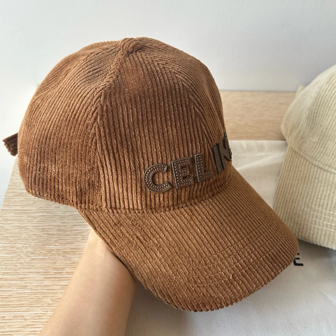 셀린느 코듀로이 가죽 자수 캡 상세 이미지 3
