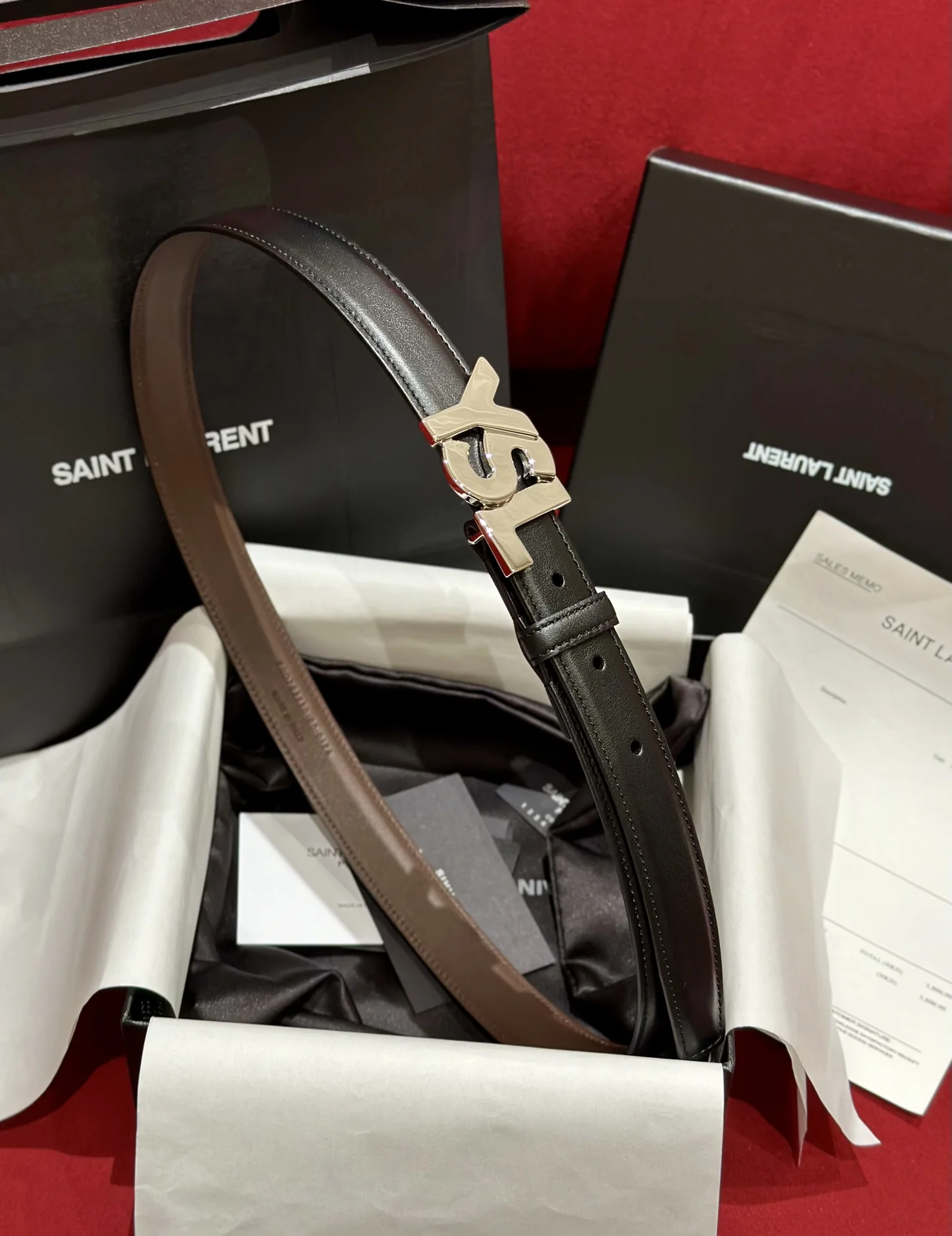 생로랑 YSL 금속 버클 양면 송아지가죽 벨트 상세 이미지 2