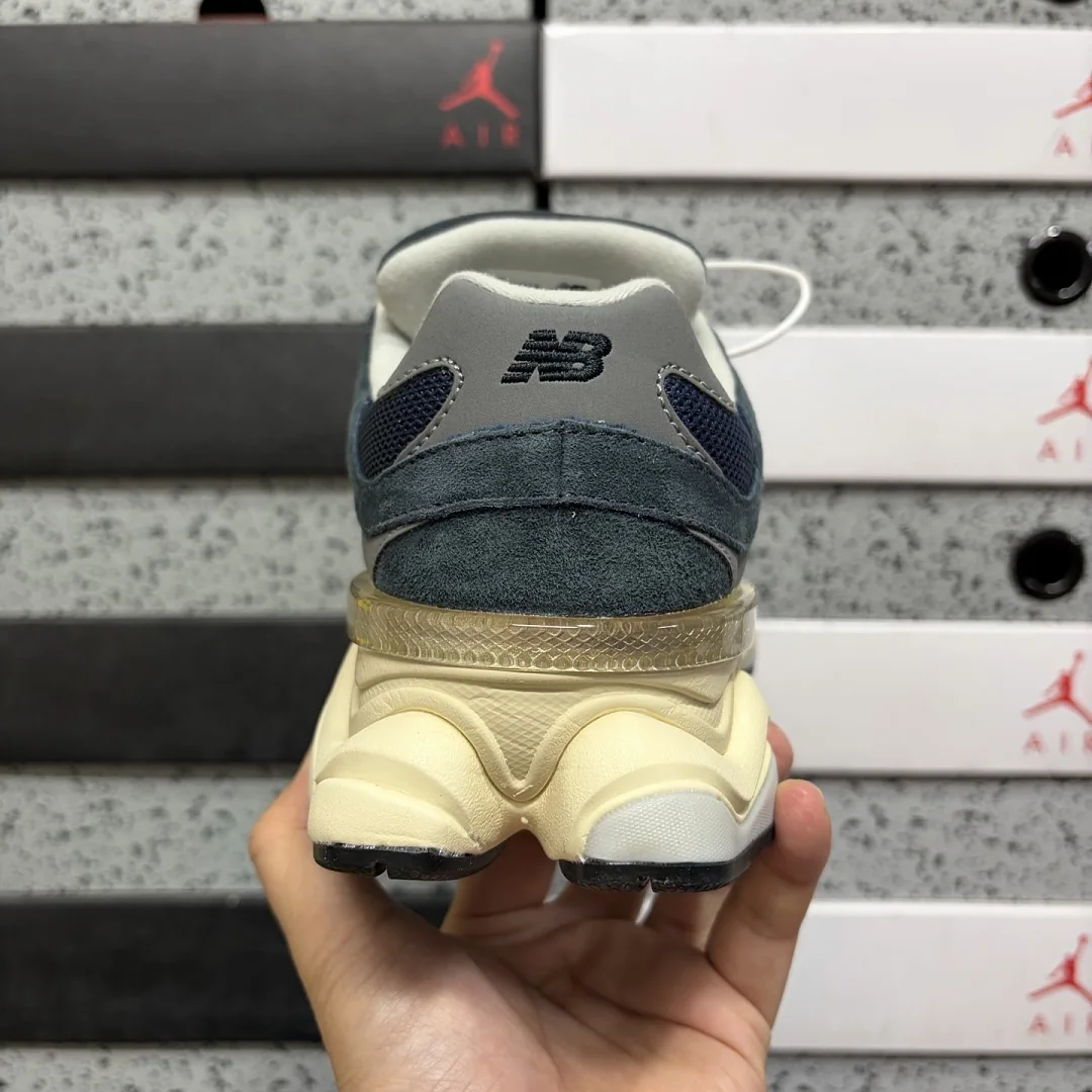 뉴발란스 [C] 9060 네이비 U9060ECB 202100 New Balance 9060 상세 이미지 4