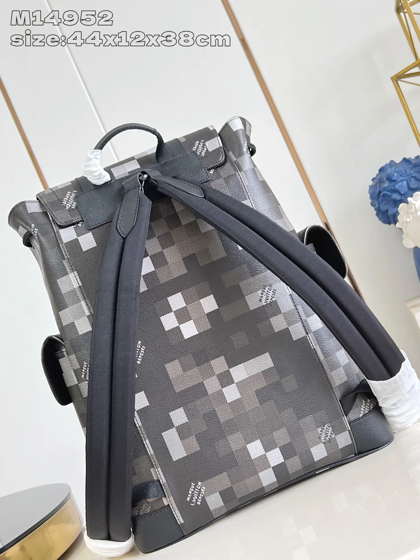 루이비통 M14952 블랙 백팩 미디엄 상세 이미지 4