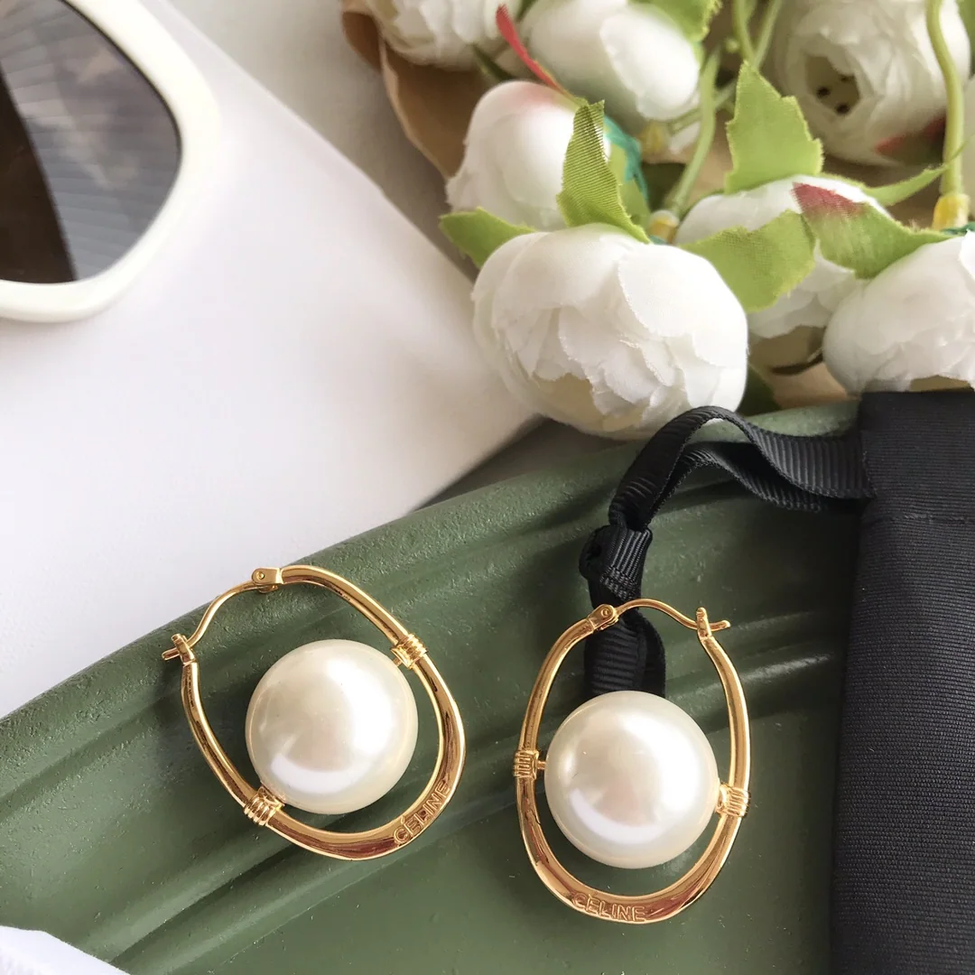 셀린느 진주 후프 귀걸이 상세 이미지 7
