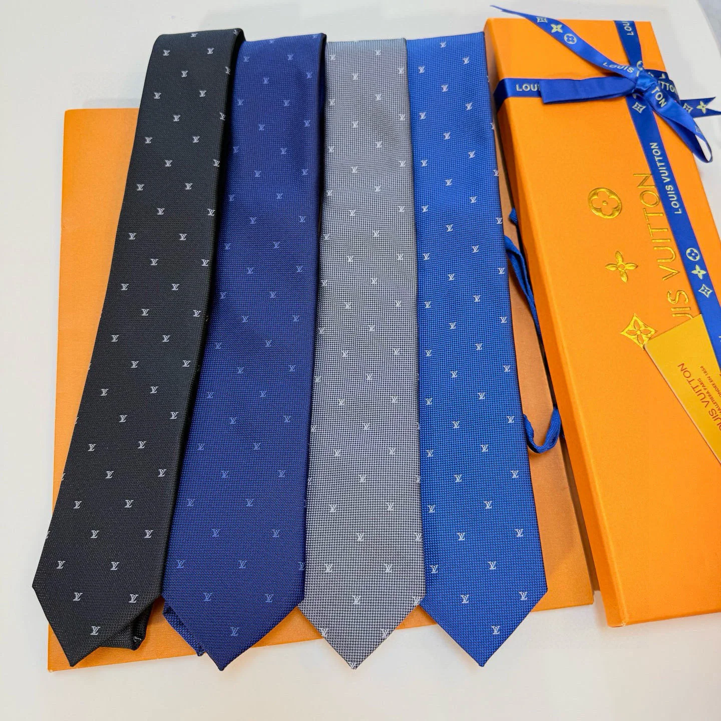 루이비통 넥타이 90146 Louis Vuitton Accessories 상세 이미지 4