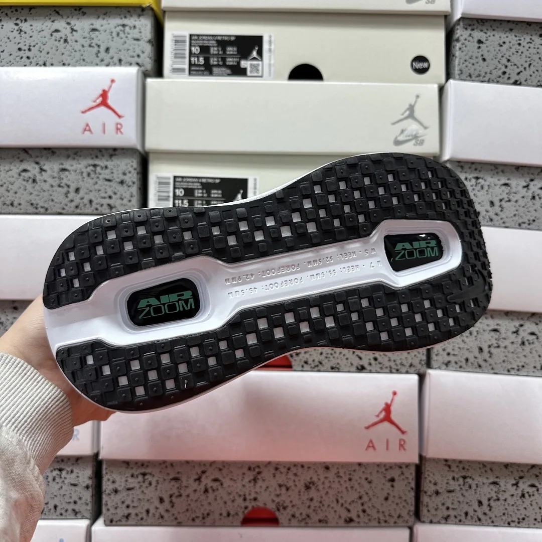 나이키 [5A] 보메로 프리미엄 블루 HQ2050-983 201628 Nike Vomero Premium 상세 이미지 8