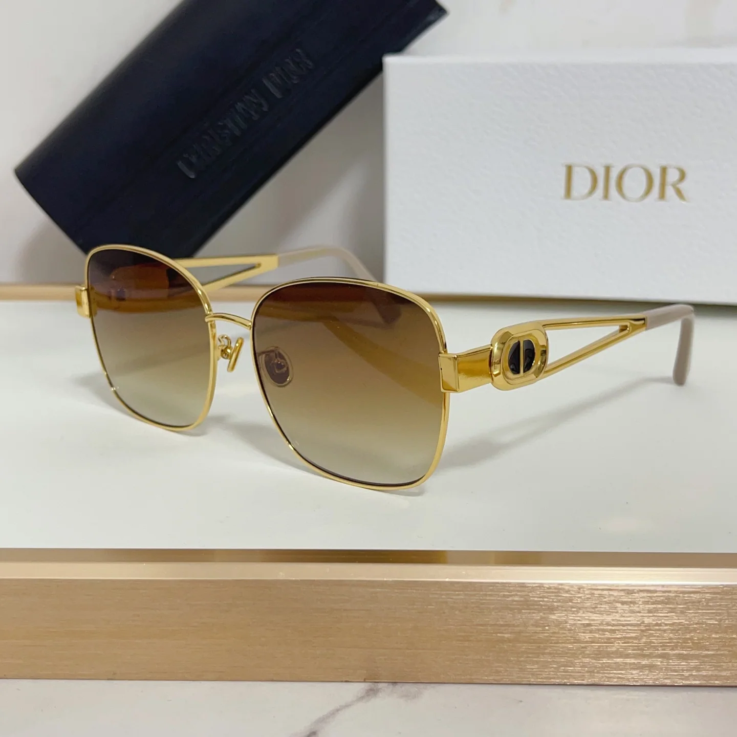 디올 선글라스 72726 Dior Sunglasses 상세 이미지 4