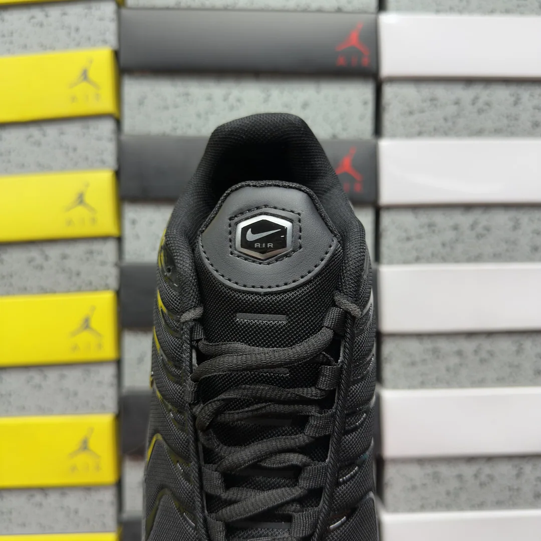 나이키 [BD] 에어 맥스 플러스 604133-050 201846 Nike Air Max Plus Triple Black 상세 이미지 8