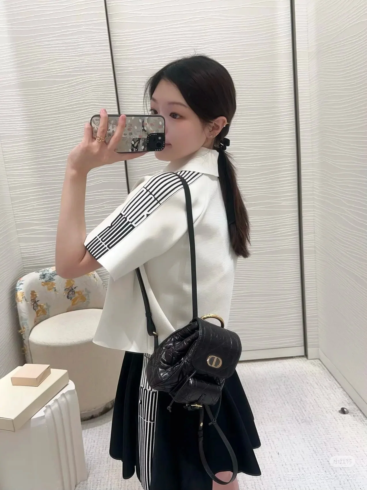 디올 반팔 검정 흰색 로고 웨빙 자켓 상세 이미지 2