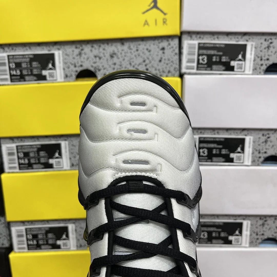 나이키 [OT] 에어 베이퍼맥스 플러스 화이트 블랙 AO4550-008 201588 Nike Air VaporMax Plus 상세 이미지 5