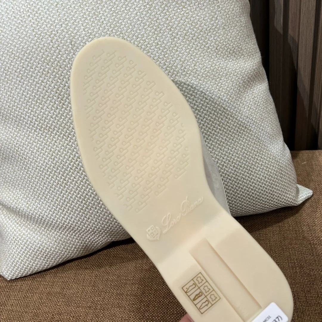 로로피아나 진주빛 파이핑 슬리퍼 9789 상세 이미지 9