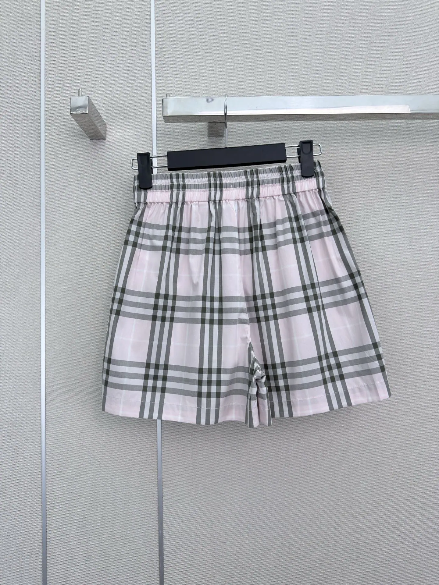 버버리 체크 고무 허리 반바지 상세 이미지 8