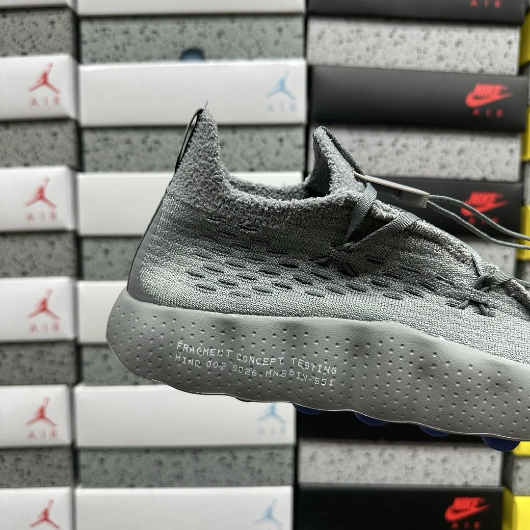 나이키 [TOP/S2] 마인드 002 플라이니트 IQ8504-001 201689 Nike Mind 002 Flyknit Fragment 상세 이미지 4