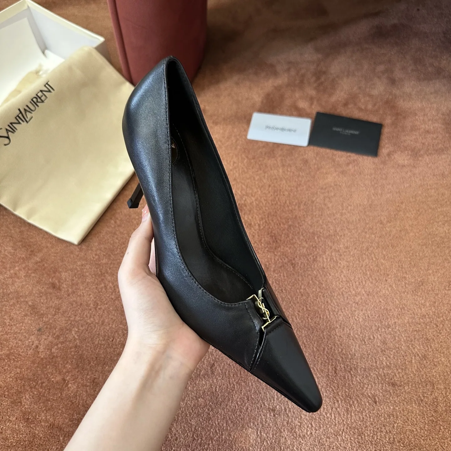 생로랑 YSL 앞코 덮인 플랫 뮬 상세 이미지 3