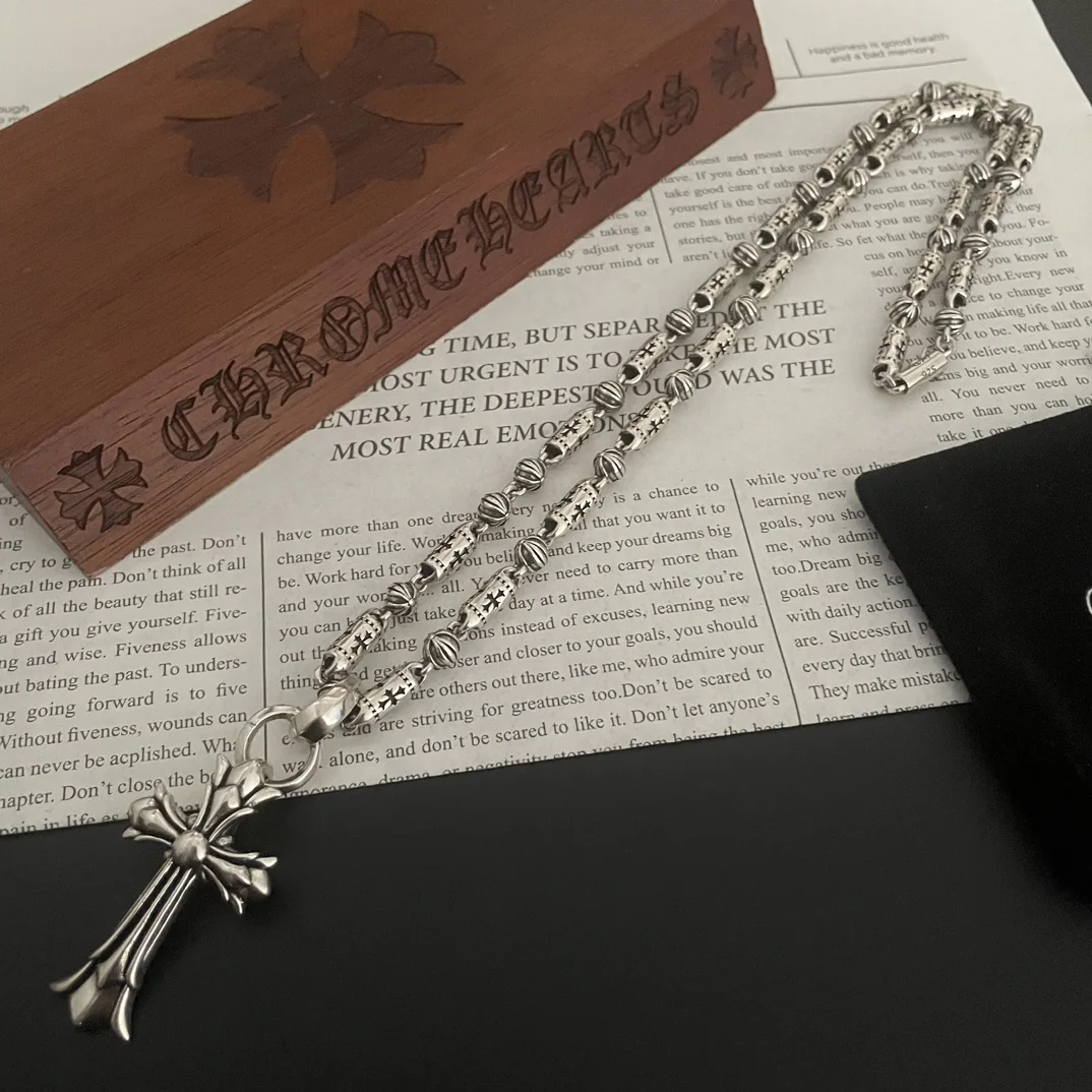 크롬하츠 클래식 레트로 크로스 목걸이 상세 이미지 6