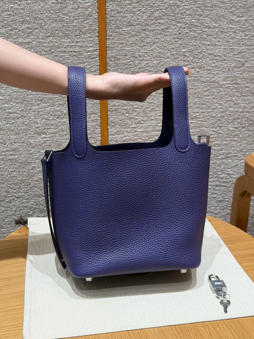 에르메스 피코탄 락 18 cm 가방 상세 이미지 3