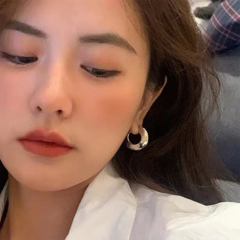보테가베네타 독특한 디자인 귀걸이 상세 이미지 4