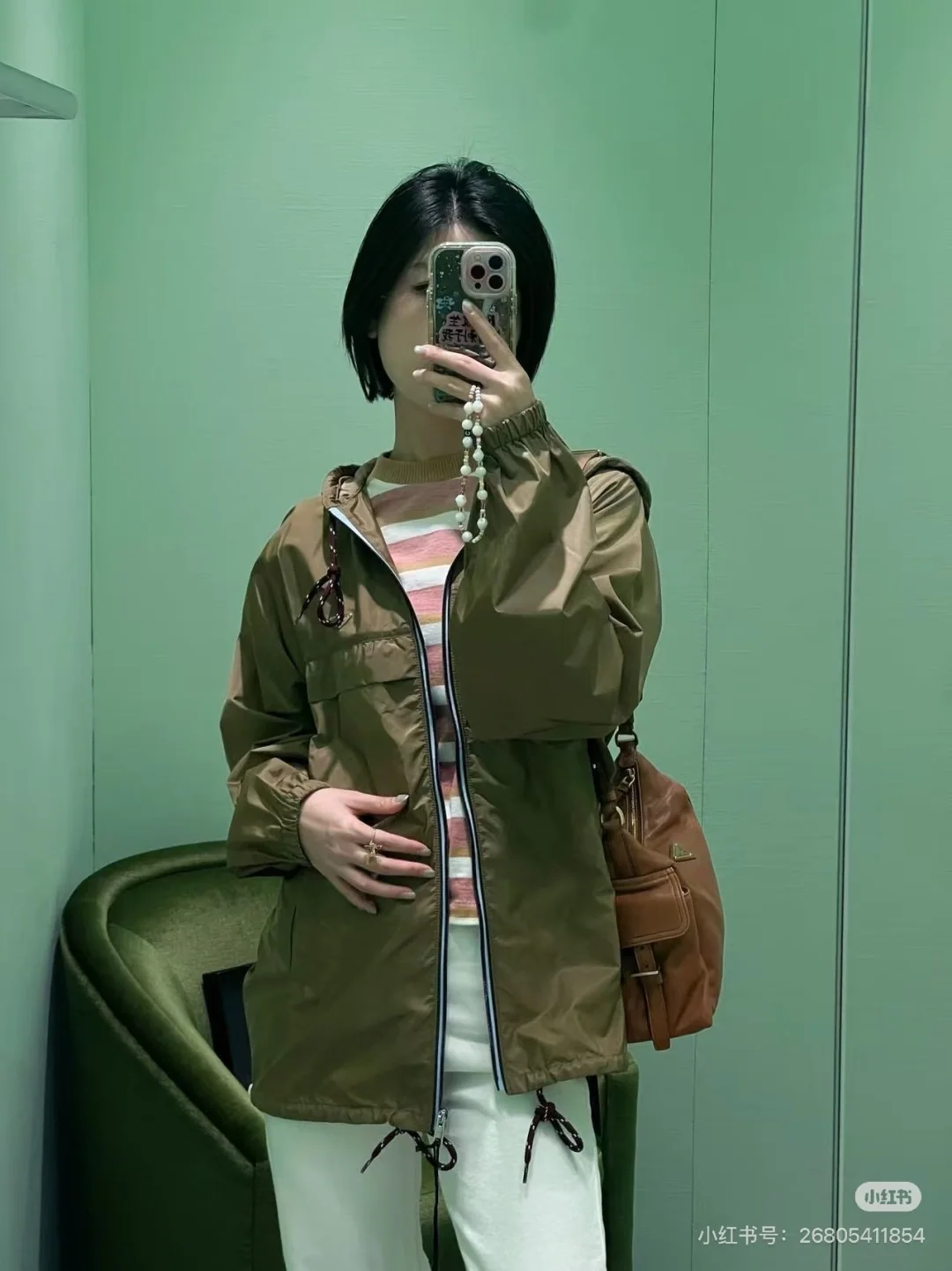 프라다 나일론 대비 라펠 여성 자켓 상세 이미지 4