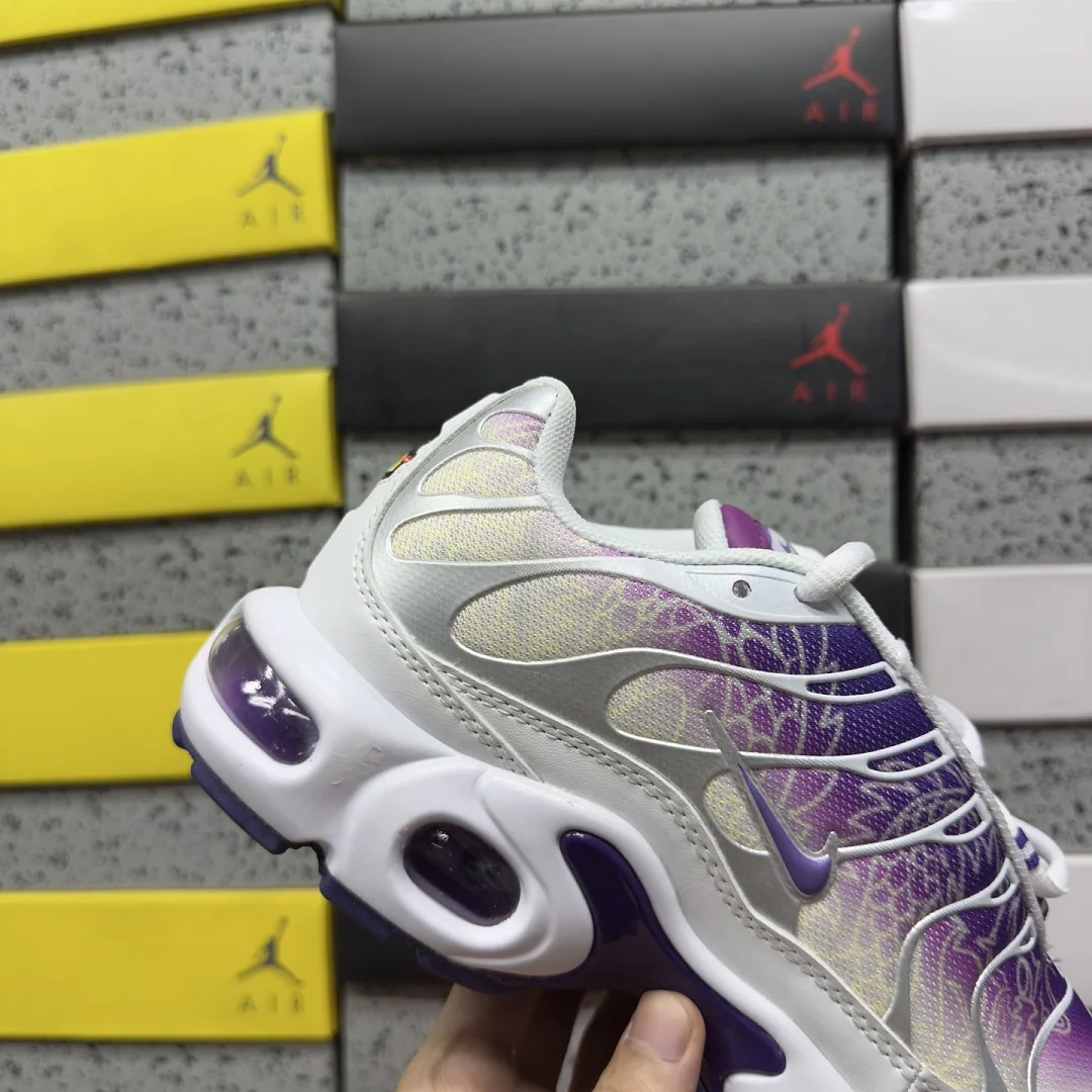 나이키 [BD] 에어 맥스 플러스 105 504 화이트 퍼플 201911 Nike Air Max Plus 105-504 상세 이미지 9