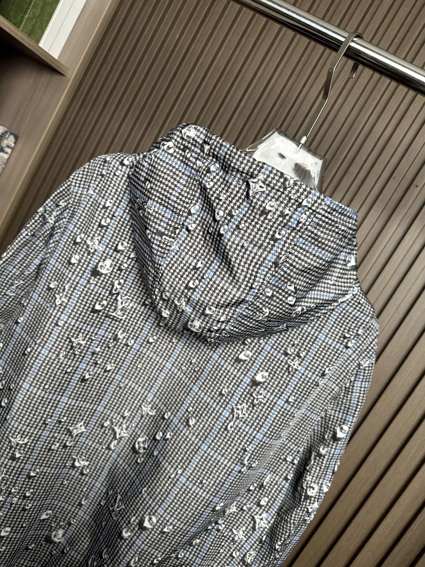 루이비통 26 SS 컬렉션 후드 리버서블 재킷 19365 Louis Vuitton 상세 이미지 11