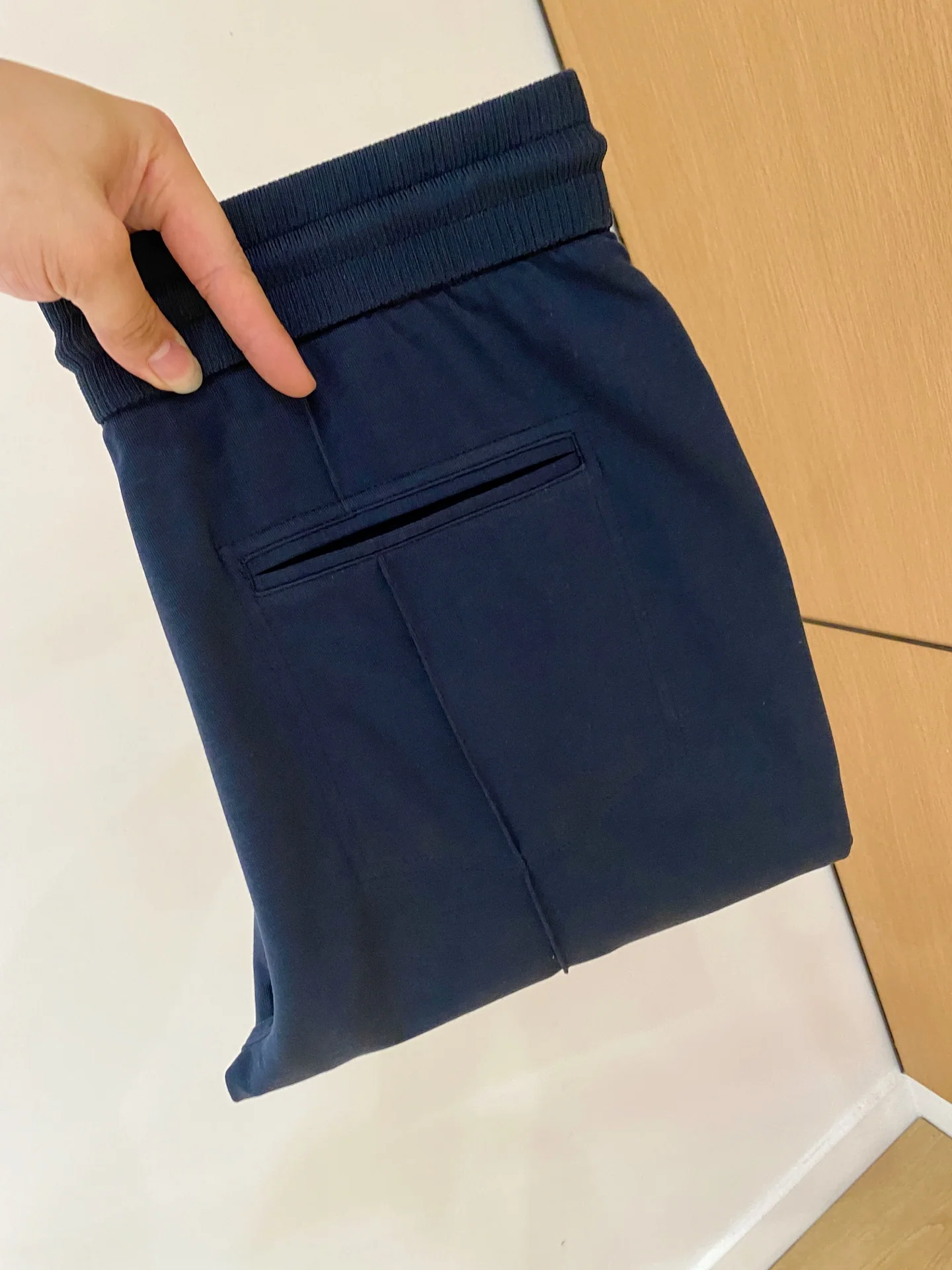 브루넬로쿠치넬리 텐셀 원단 남성 바지 상세 이미지 10