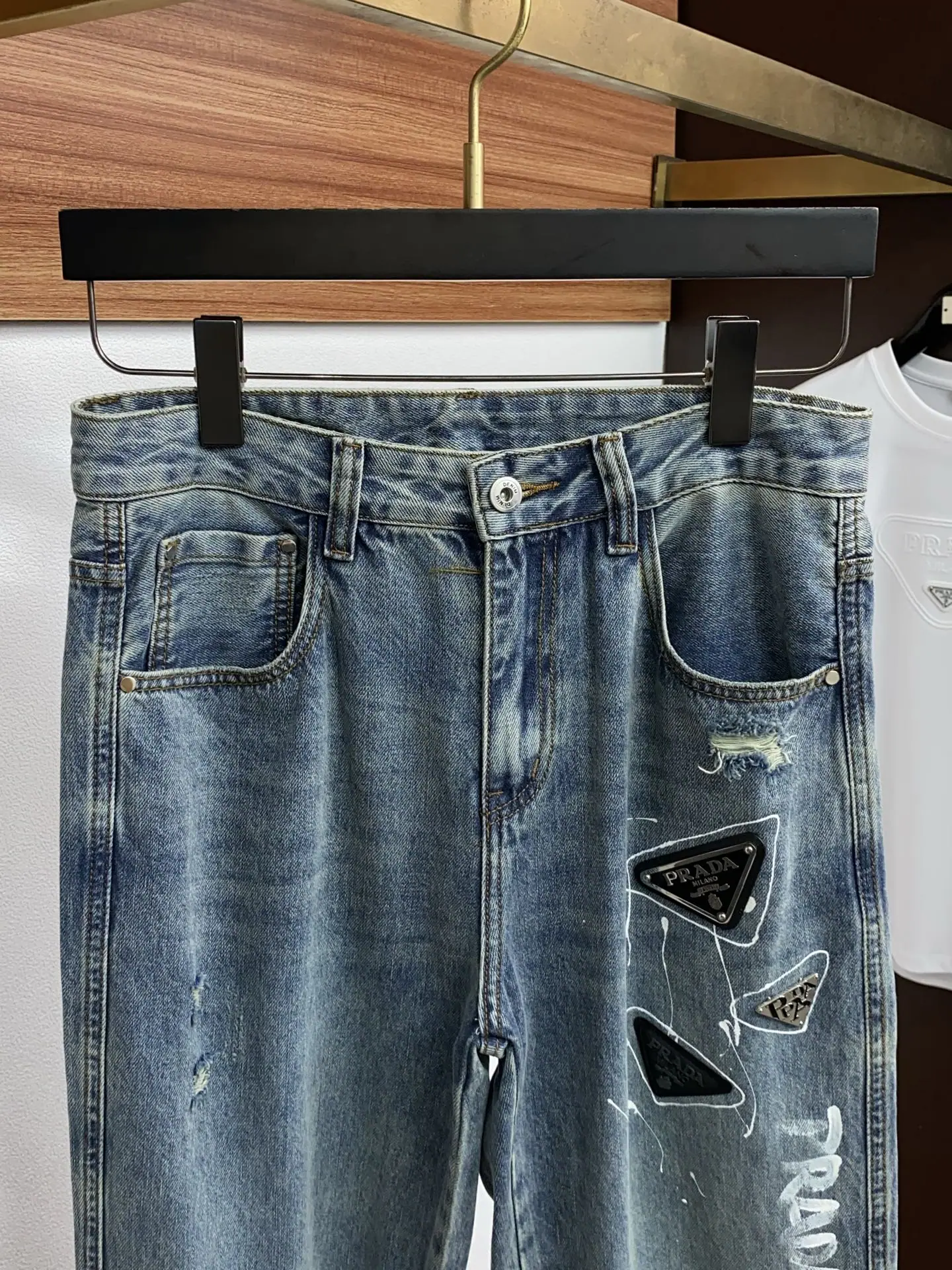 프라다 스트레이트 레그 헤비 워싱 데님 남성 바지 상세 이미지 3