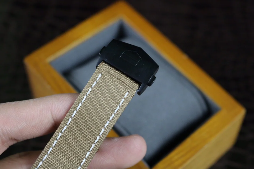 태그호이어 아쿠아레이서 다이버 오토매틱 남성 시계 레플리카 45492 TAG Heuer 상세 이미지 8