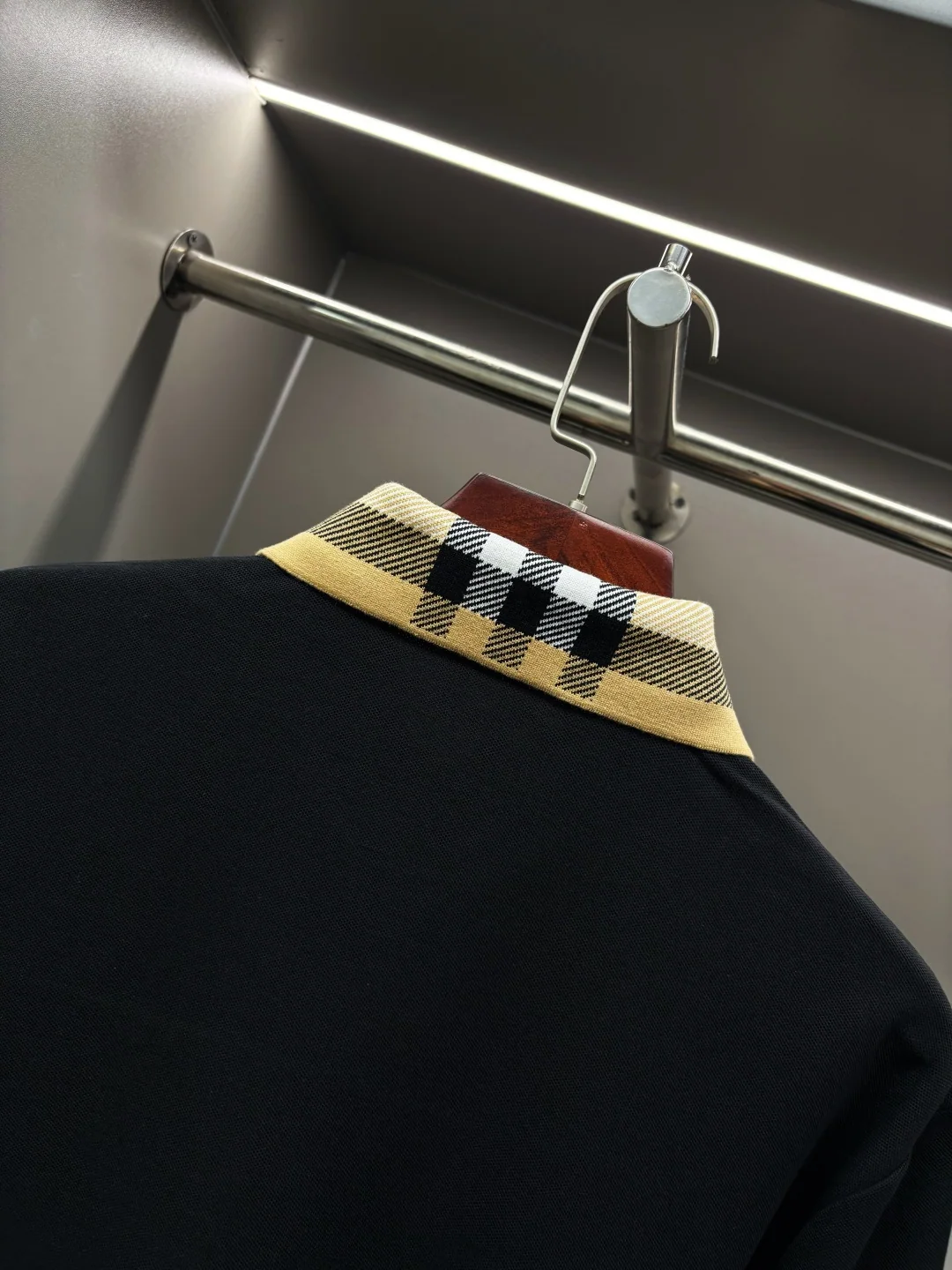 버버리 체크 카라 피케 코튼 긴팔 폴로셔츠 상세 이미지 8